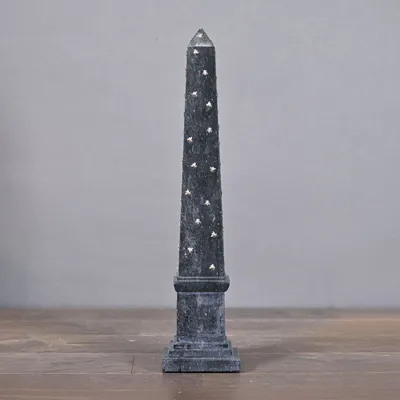 Obélisque aux abeilles
